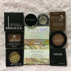 *SOLD*Eyeshadow bundle